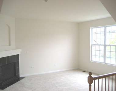 907 Neudearborn Lane - Photo Thumbnail 3