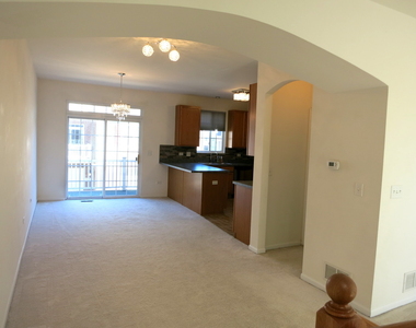 907 Neudearborn Lane - Photo Thumbnail 2