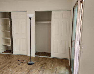 4901 E Kelton Lane - Photo Thumbnail 11