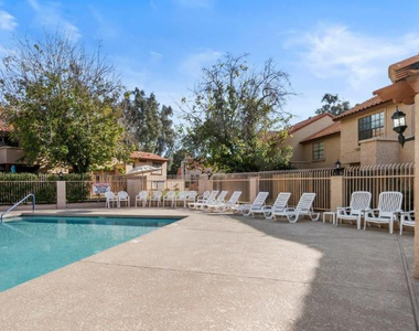 4901 E Kelton Lane - Photo Thumbnail 22