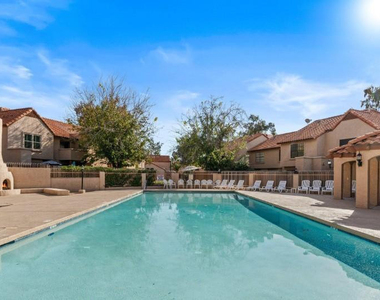 4901 E Kelton Lane - Photo Thumbnail 25