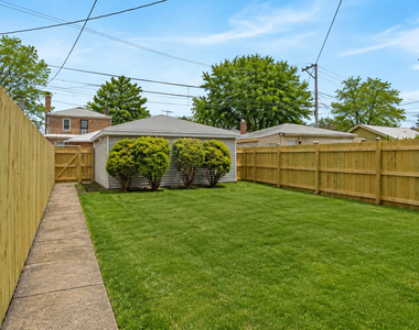 10606 S Vernon Avenue - Photo Thumbnail 15