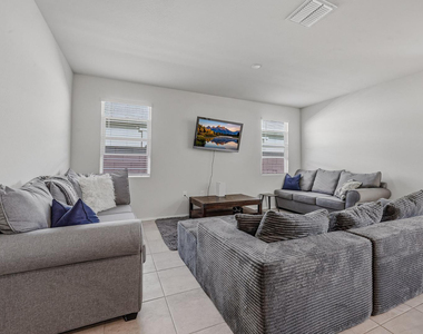 25285 N 185th Drive - Photo Thumbnail 14