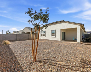 25285 N 185th Drive - Photo Thumbnail 29