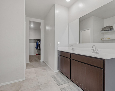 25285 N 185th Drive - Photo Thumbnail 18