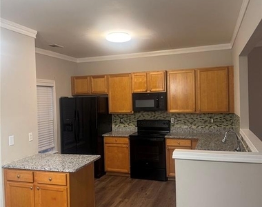 2787 Deerwood Lane - Photo Thumbnail 4