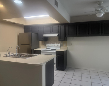 520 N Stapley Drive - Photo Thumbnail 2