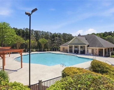577 Ashland Parkway - Photo Thumbnail 40