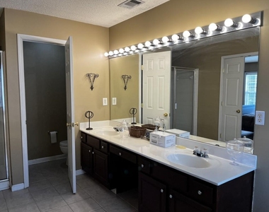 577 Ashland Parkway - Photo Thumbnail 20
