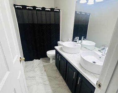 577 Ashland Parkway - Photo Thumbnail 29