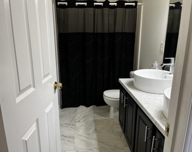 577 Ashland Parkway - Photo Thumbnail 32