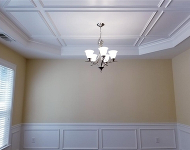 3363 Stoneham Drive - Photo Thumbnail 3