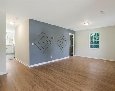 551 Valley Hill Road Se - Photo Thumbnail 19
