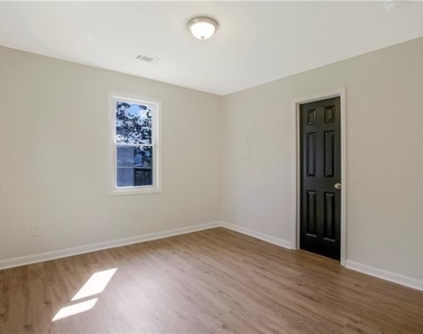 551 Valley Hill Road Se - Photo Thumbnail 12