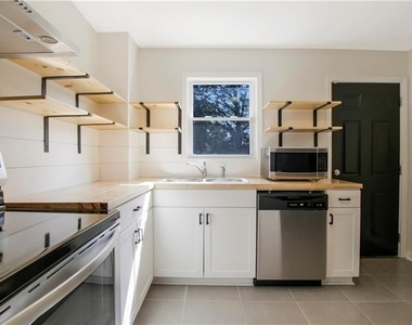 551 Valley Hill Road Se - Photo Thumbnail 8