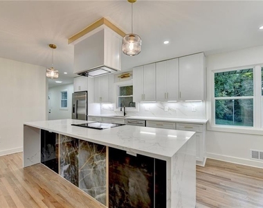 2181 Juanita Street - Photo Thumbnail 12