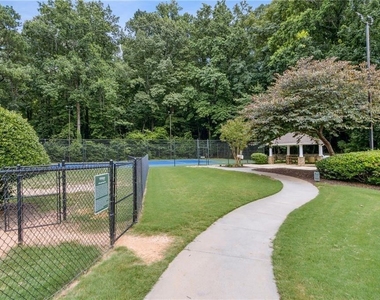 3155 Seven Pines Court - Photo Thumbnail 24