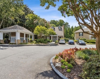 3155 Seven Pines Court - Photo Thumbnail 21