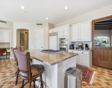 8891 E Mountain Spring Road - Photo Thumbnail 14