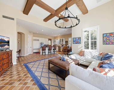 8891 E Mountain Spring Road - Photo Thumbnail 8