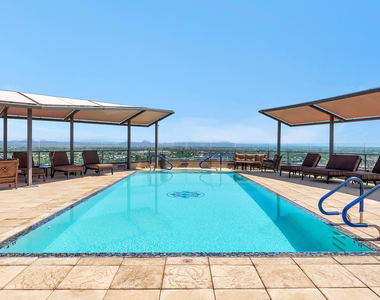 7181 E Camelback Road - Photo Thumbnail 32