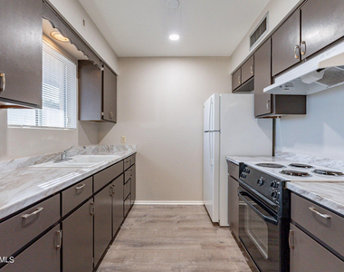 6407 E Butte - Photo Thumbnail 5