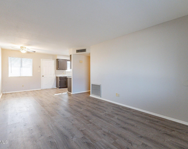 6407 E Butte - Photo Thumbnail 13