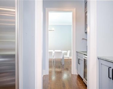 123 Ansley Street - Photo Thumbnail 14