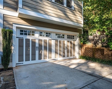 123 Ansley Street - Photo Thumbnail 57