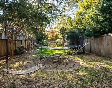 123 Ansley Street - Photo Thumbnail 58