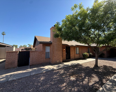 2527 S Maple Avenue - Photo Thumbnail 25