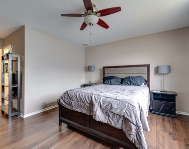 1357 S Candlestick Way - Photo Thumbnail 17