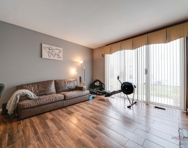 1357 S Candlestick Way - Photo Thumbnail 11