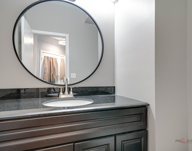 1357 S Candlestick Way - Photo Thumbnail 6