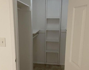 1242 W Carla Vista Drive - Photo Thumbnail 16