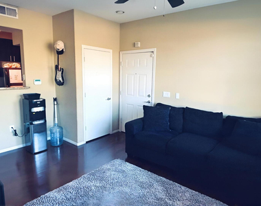 3302 N 7th Street - Photo Thumbnail 5
