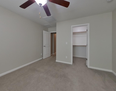 12588 W Via Dona Road - Photo Thumbnail 6