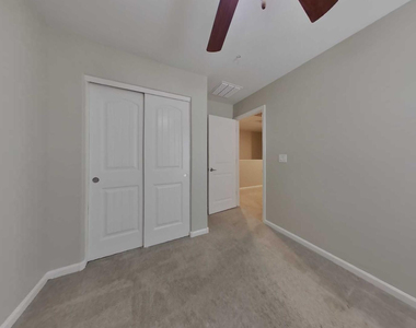 12588 W Via Dona Road - Photo Thumbnail 13