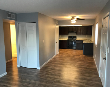 4410 E Pueblo - Photo Thumbnail 2