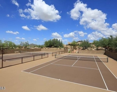 10260 E White Feather Lane - Photo Thumbnail 41