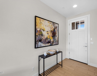 10260 E White Feather Lane - Photo Thumbnail 26