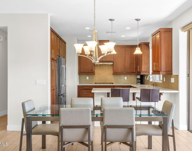 10260 E White Feather Lane - Photo Thumbnail 8