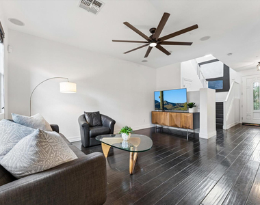 18507 N 94th Street - Photo Thumbnail 27