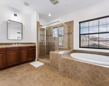 18507 N 94th Street - Photo Thumbnail 40