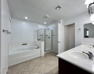 4642 S Carmine -- - Photo Thumbnail 32