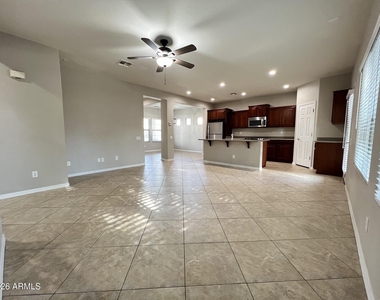 4642 S Carmine -- - Photo Thumbnail 13