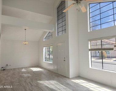 18420 N 45th Street - Photo Thumbnail 4
