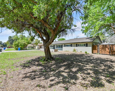 1226 W Rancho Drive - Photo Thumbnail 1