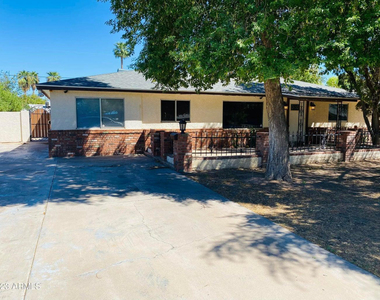 1418 E Williams Street - Photo Thumbnail 2