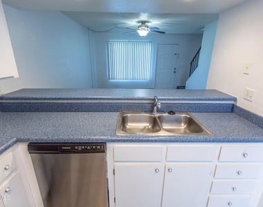 19601 N 7th Street - Photo Thumbnail 13